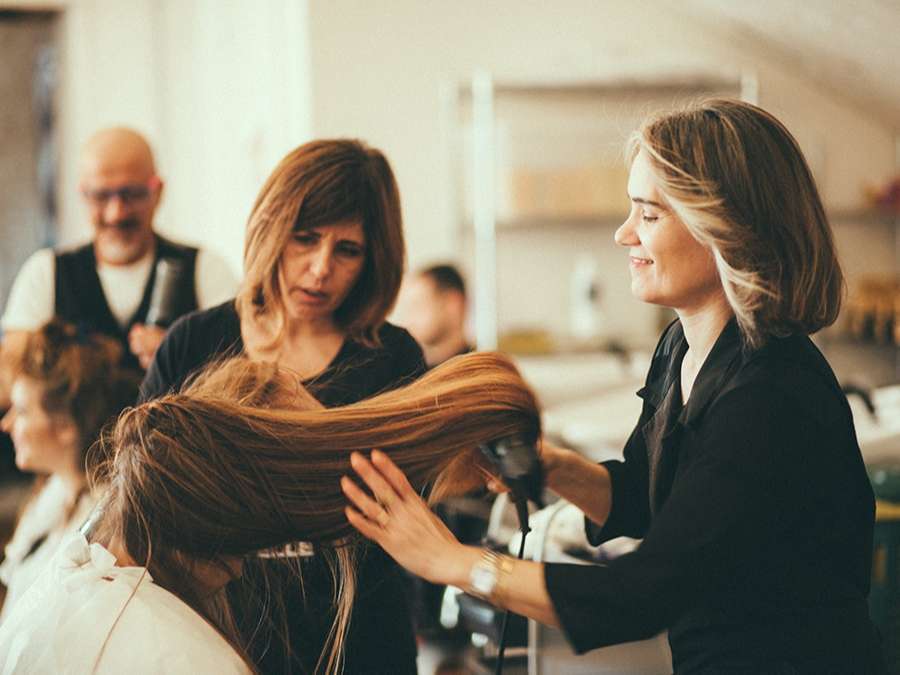 tagli capelli medio lunghi