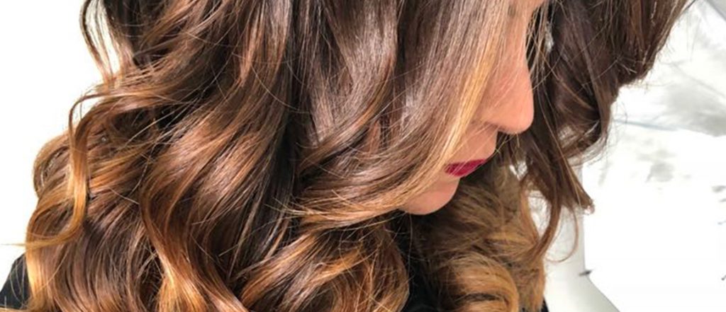 Capelli già tinti? Ecco come schiarirli con il Degradé