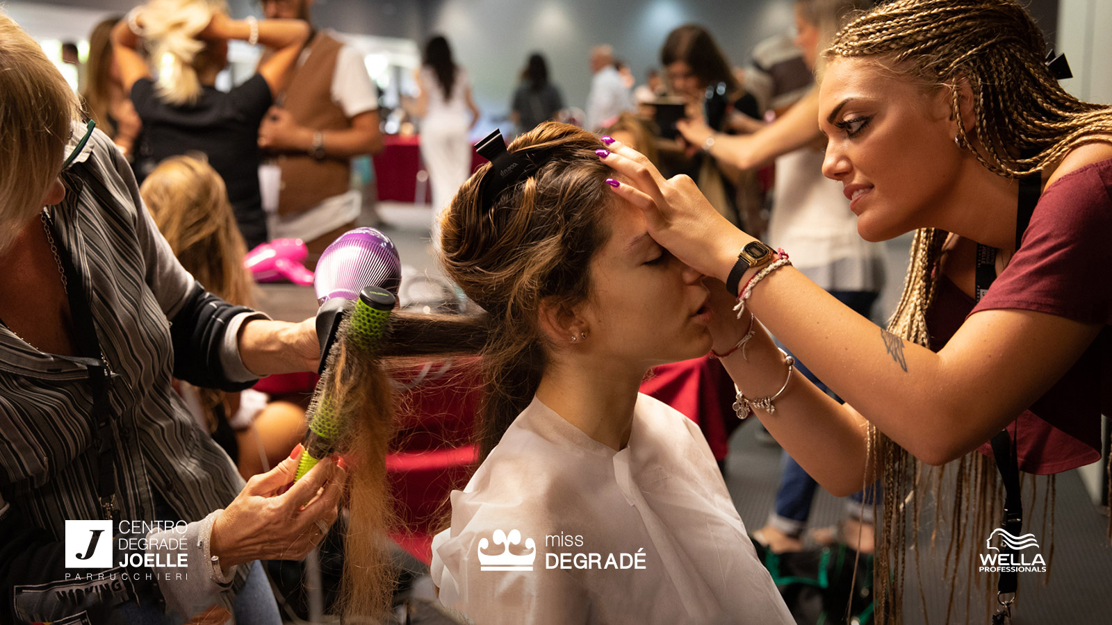 Look Capelli Degradé Stile Joelle