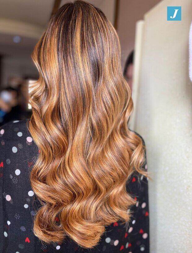 Immagini Di Colore Dei Capelli Con Riflessi Colore Dei Capelli Chiari Immagini Di Colore Dei Capelli Con Riflessi Colore Dei Capelli Chiari
