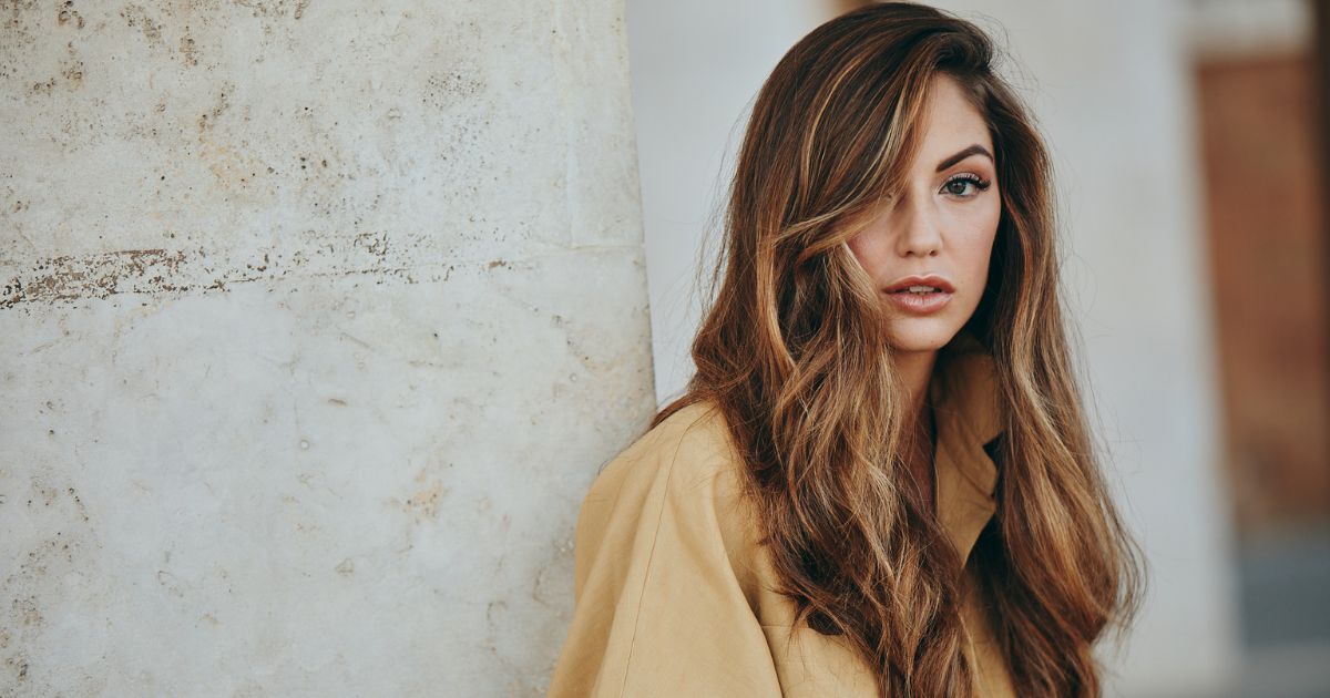 Capelli scalati lunghi e Taglio Punte Aria