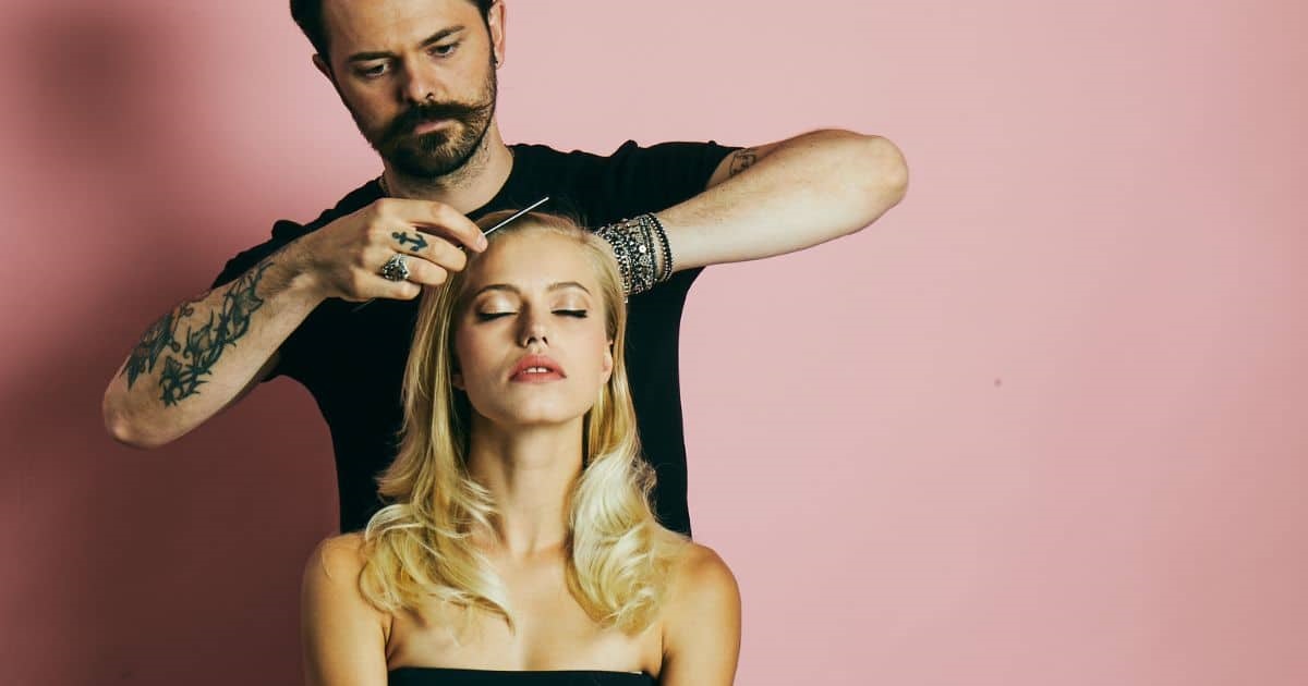 Taglio scalato medio con la tecnica del Taglio Punte Aria